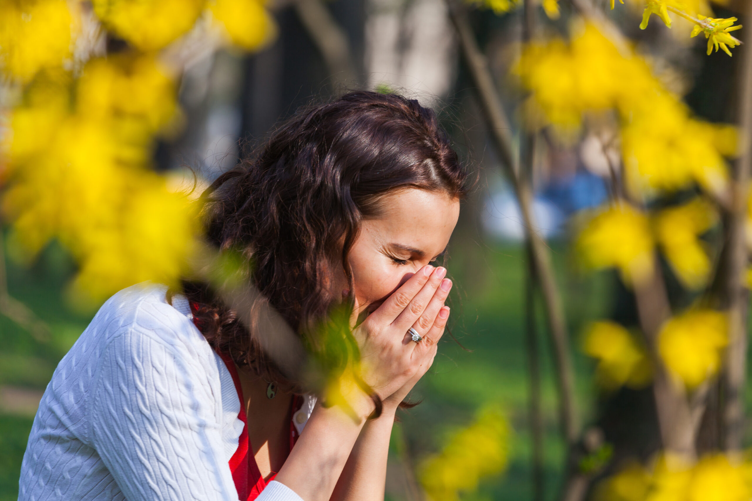 Nicht-allergene Stoffe von Pollen verschlimmern Reaktion