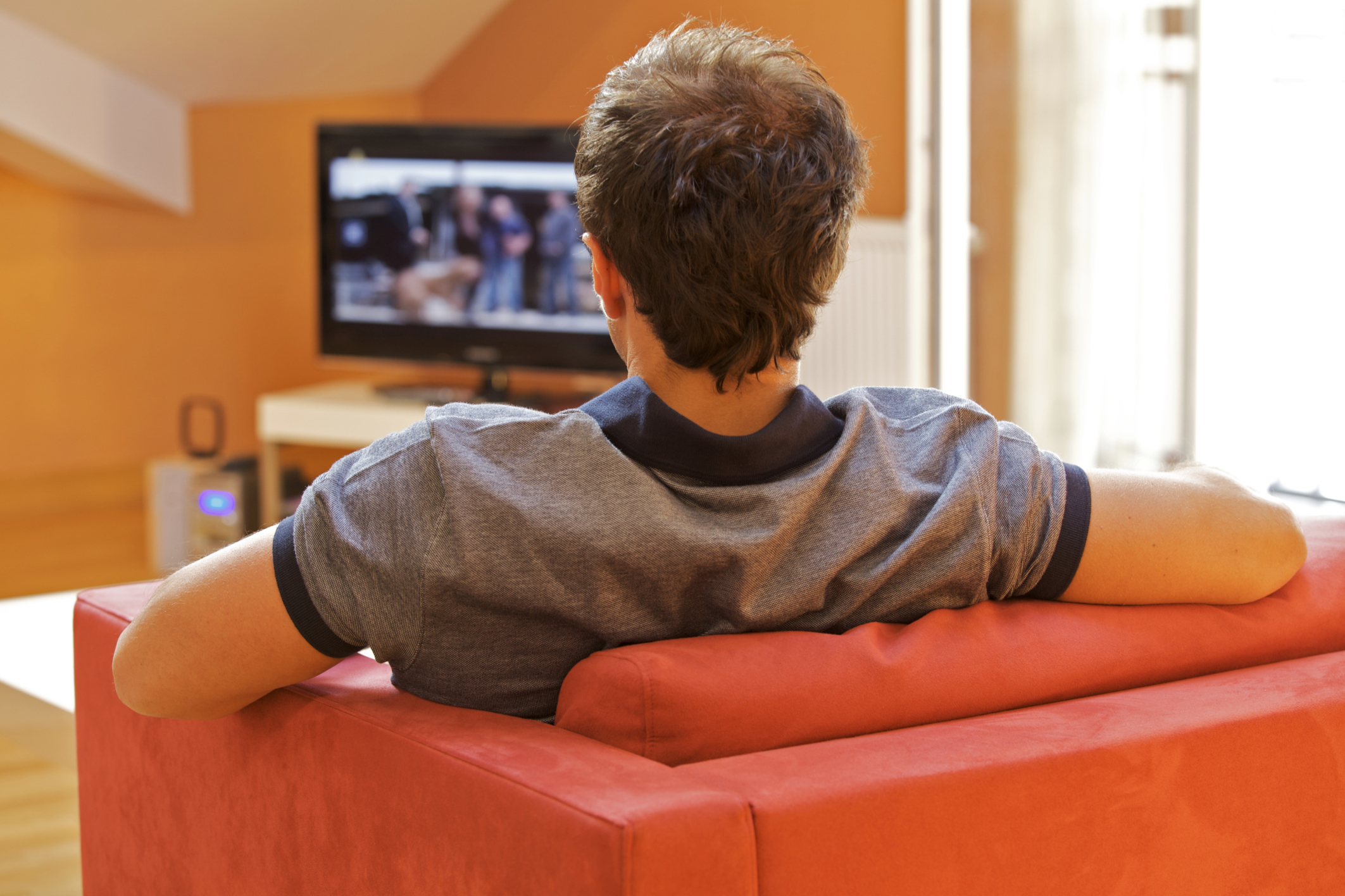 Langes Sitzen vor dem Fernsehgerät erhöht das Risiko