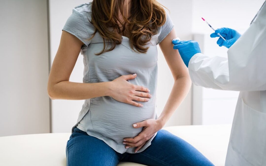 Hohe Relevanz der COVID-19-Impfung für Schwangere