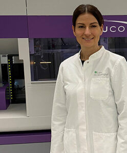 Portrait von Daniela Winkler, MTL im Blutdepot im Labor Dr. Wisplinghoff
